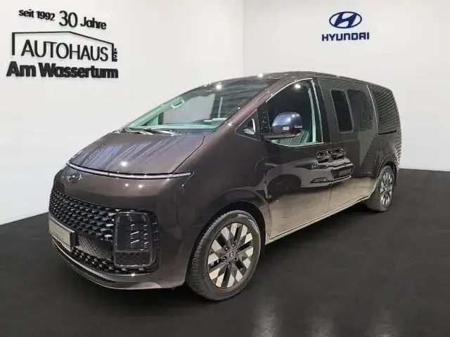 Gaia brown / mic Gebraucht 2024 Hyundai Staria Signature Van | 49.999 € (Fairer Preis) - Bild 1/4
