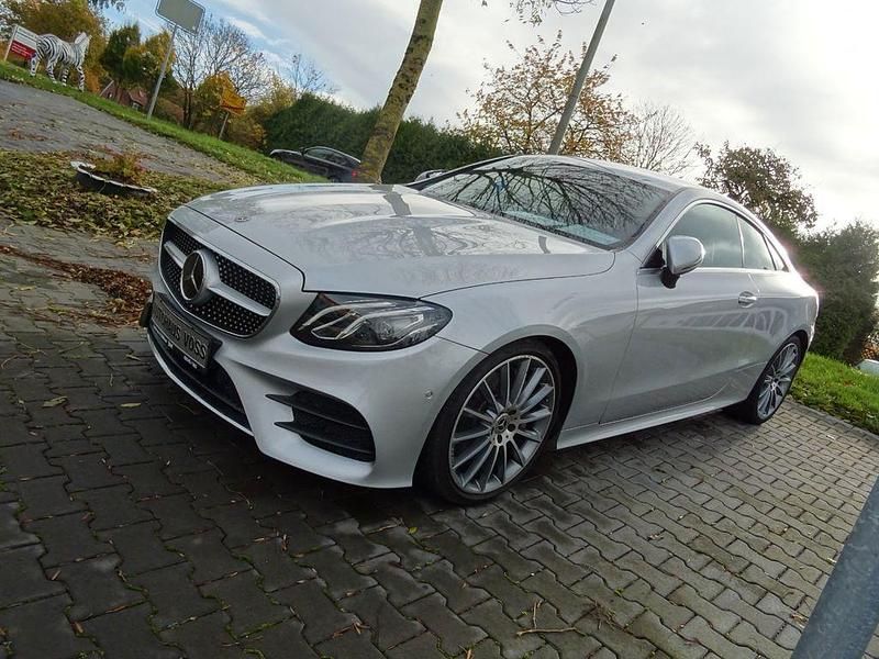 Silber Gebraucht 2019 Mercedes E350 Coupé | 34.990 € (Fairer Preis) - Bild 1/4