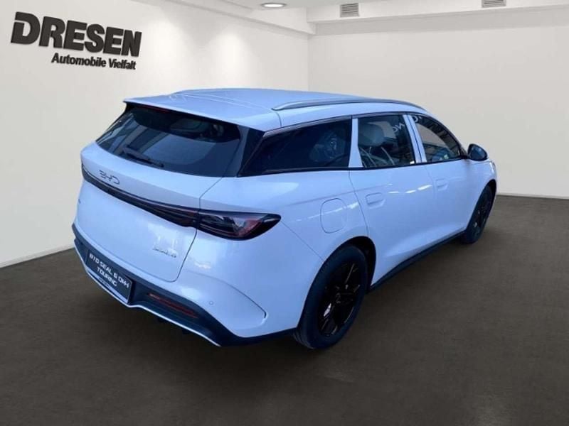 Neu BYD Seal Boost 184 PS (135 kW) 2026 Weiss Kombi