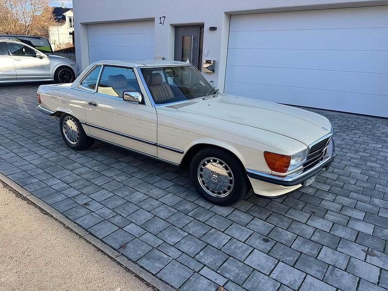 Beige Gebraucht 1988 Mercedes 560 Cabrio | 35.999 € - Bild 1/4