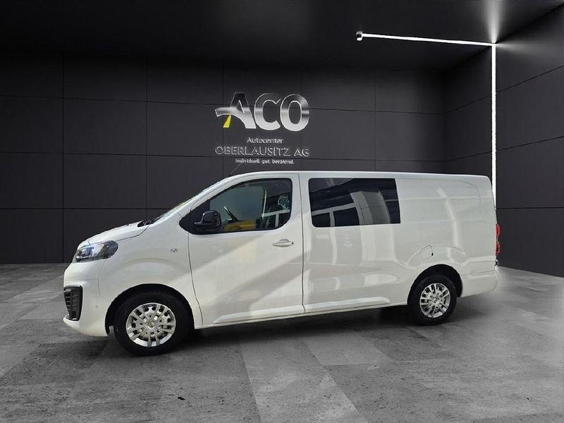 Gebraucht Opel Vivaro Elegance 144 PS (105 kW) 2022 Weiß Van / Kleinbus