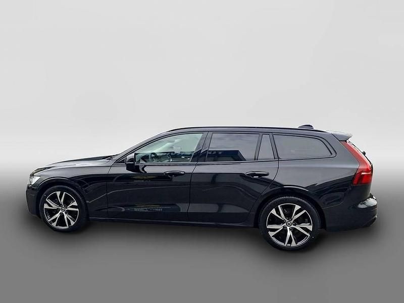 Gebraucht Volvo V60 Plus 197 PS (144 kW) 2025 Schwarz Kombi
