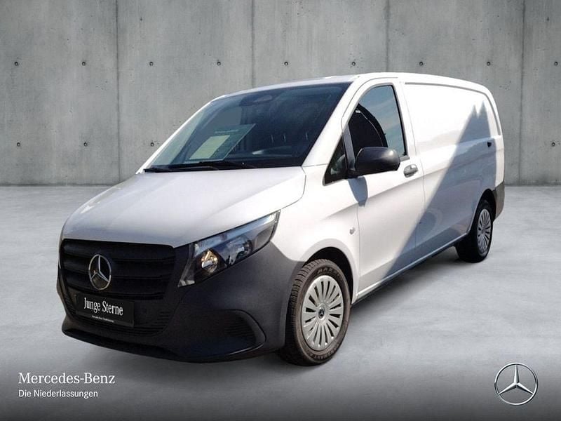 Gebraucht Mercedes Vito 163 PS (119 kW) 2024 Weiß Van