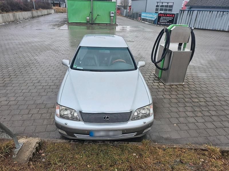 Gebraucht Lexus LS400 276 PS (202 kW) 1999 Silber Limousine