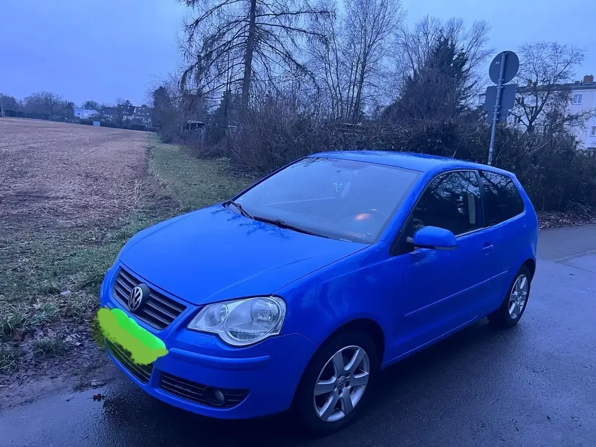 Gebraucht VW Polo 60 PS (44 kW) 2008 Blau Kleinwagen