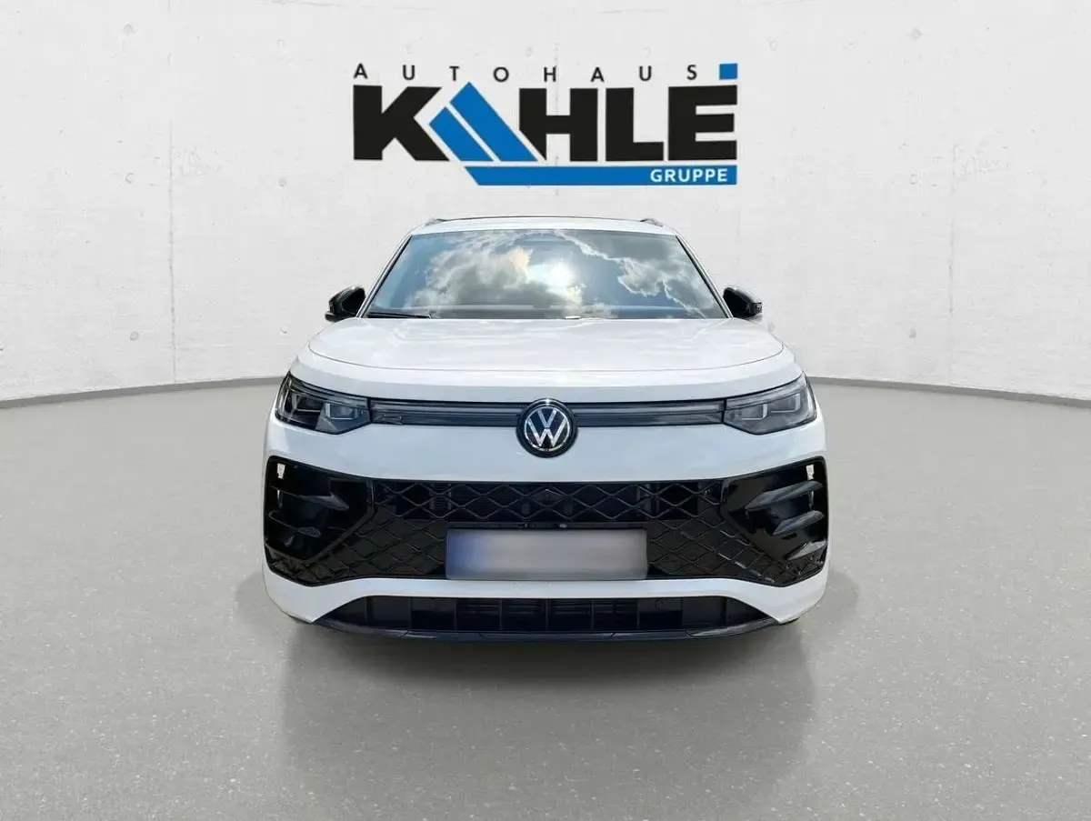 Gebraucht VW Tayron R-line 193 PS (141 kW) 2025 Weiß SUV