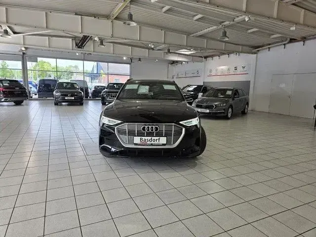 Gebraucht Audi e-tron Sport 300 kW (408 PS) 2019 Schwarz SUV