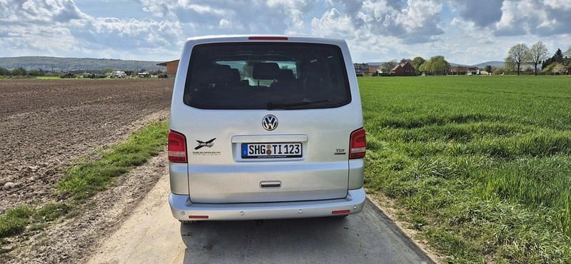 Second-hand VW T5 210 CP (154 kW) 2012 Argintiu Van