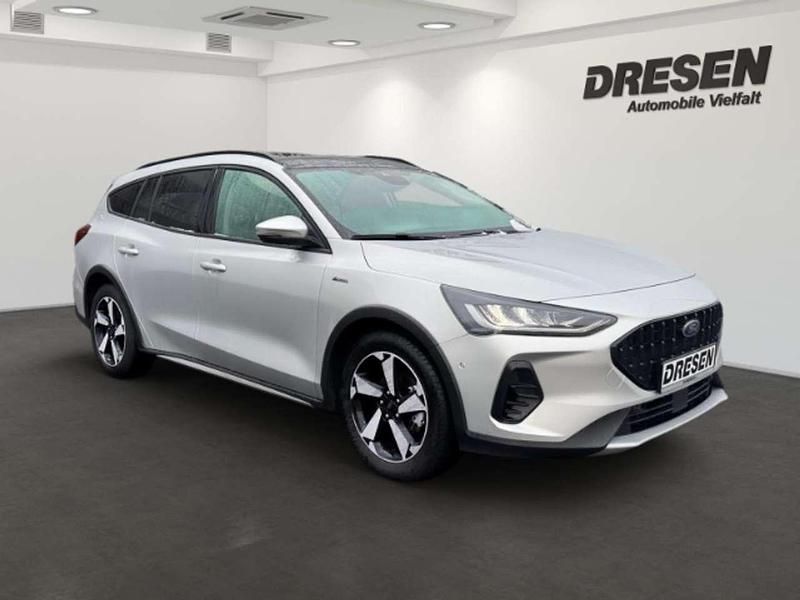 Gebraucht Ford Focus Active X 116 PS (85 kW) 2025 Silber Kombi