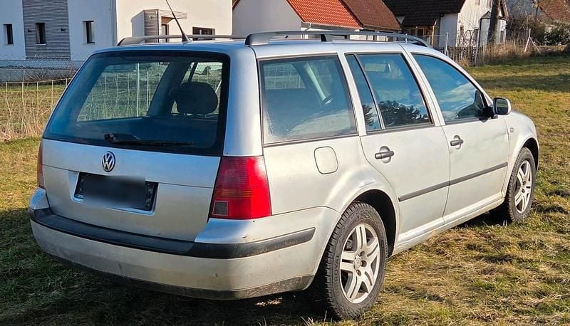 Gebraucht VW Golf IV 101 PS (74 kW) 2003 Grau Kombi