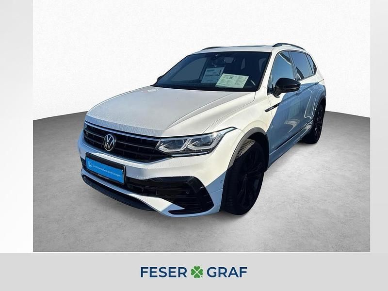 Oryxwhite perlmutteffekt Gebraucht 2022 VW Tiguan Allspace R-line SUV | 36.550 € (Fairer Preis) - Bild 1/4