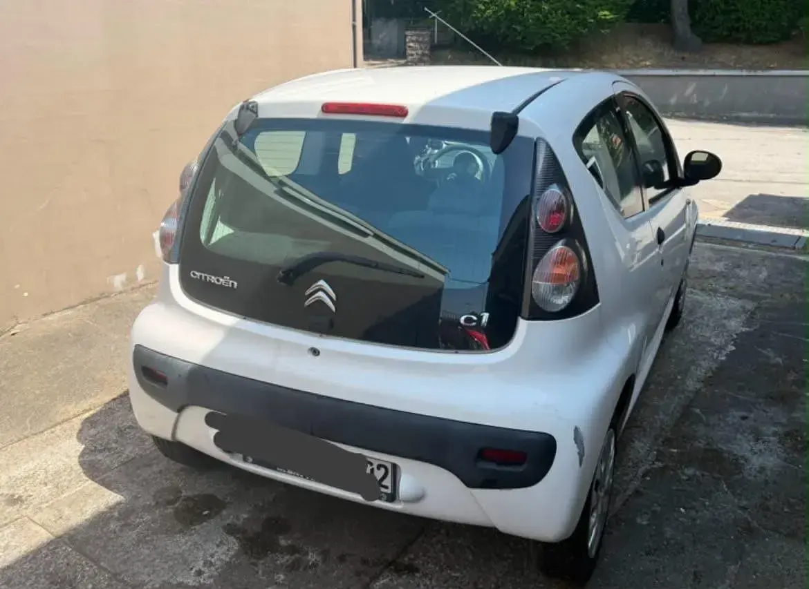Gebraucht Citroën C1 68 PS (50 kW) 2012 Weiß Kleinwagen