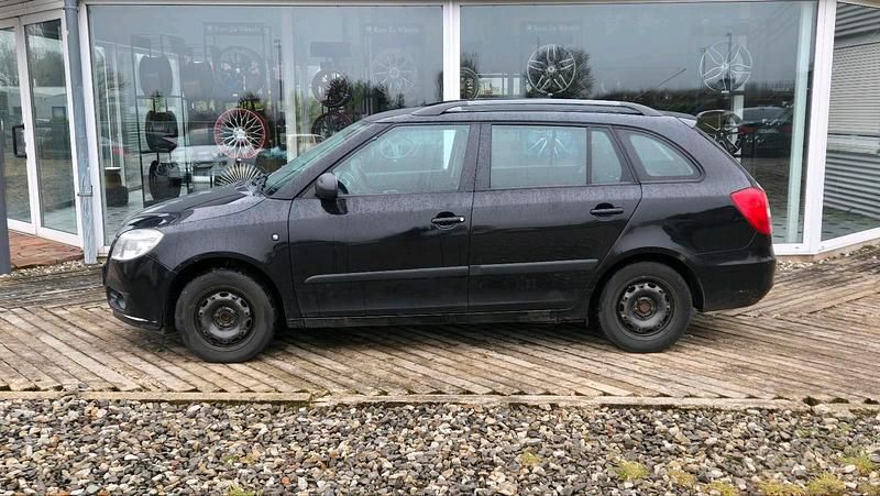 Gebraucht Skoda Fabia Ambiente 86 PS (63 kW) 2008 Schwarz Kleinwagen