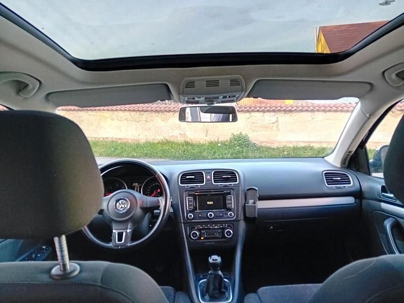Schwarz Gebraucht 2011 VW Golf VI Kombi | 3.900 € - Bild 1/4