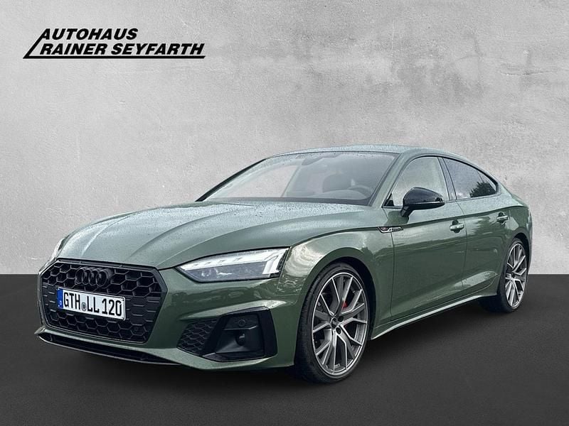 Gruen Gebraucht 2022 Audi A5 Ambiente Coupé | 35.990 € (Guter Preis) - Bild 1/4
