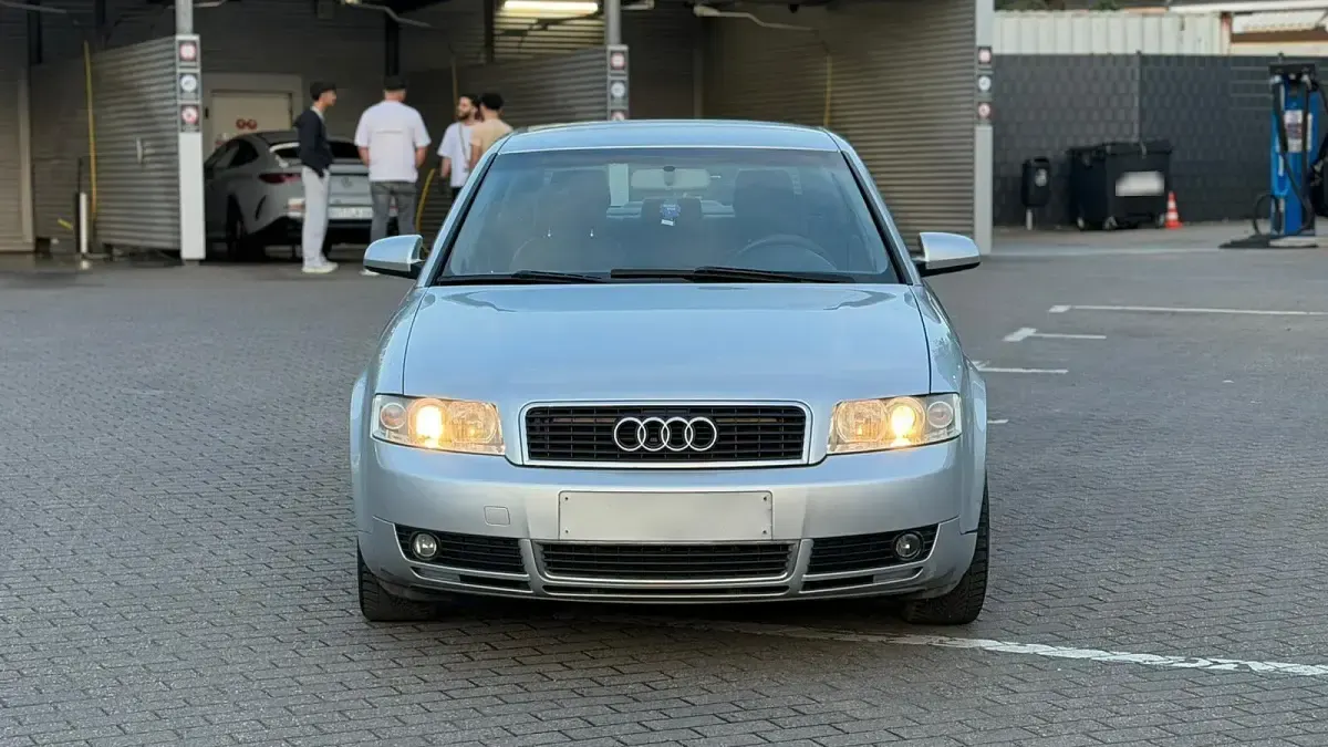 Gebraucht Audi A4 131 PS (96 kW) 2004 Grau Limousine