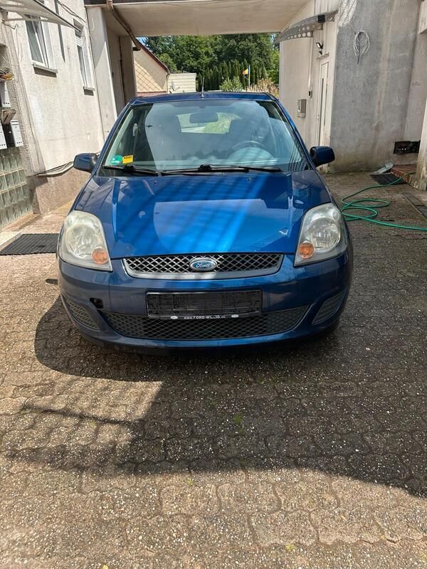 Blau Gebraucht 2008 Ford Fiesta Kleinwagen | 1.400 € (Guter Preis) - Bild 1/4