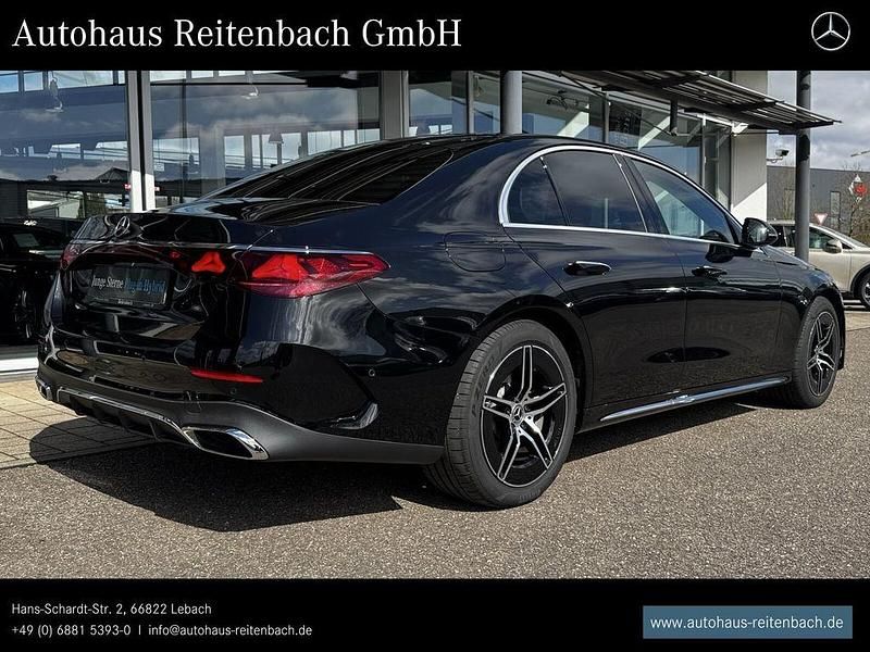Gebraucht Mercedes E300 AMG 313 PS (230 kW) 2024 Schwarz Limousine