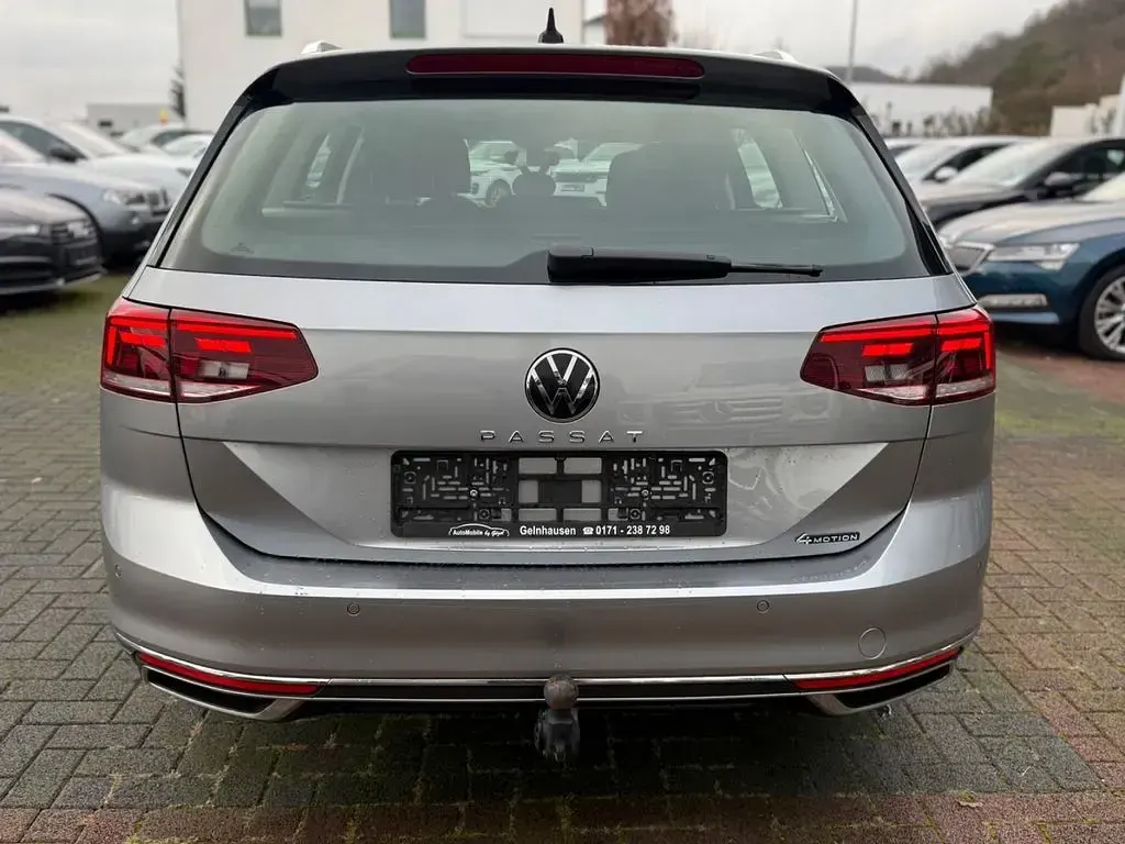 Occasion VW Passat Elegance 200 ch (147 kW) 2024 Argent Break