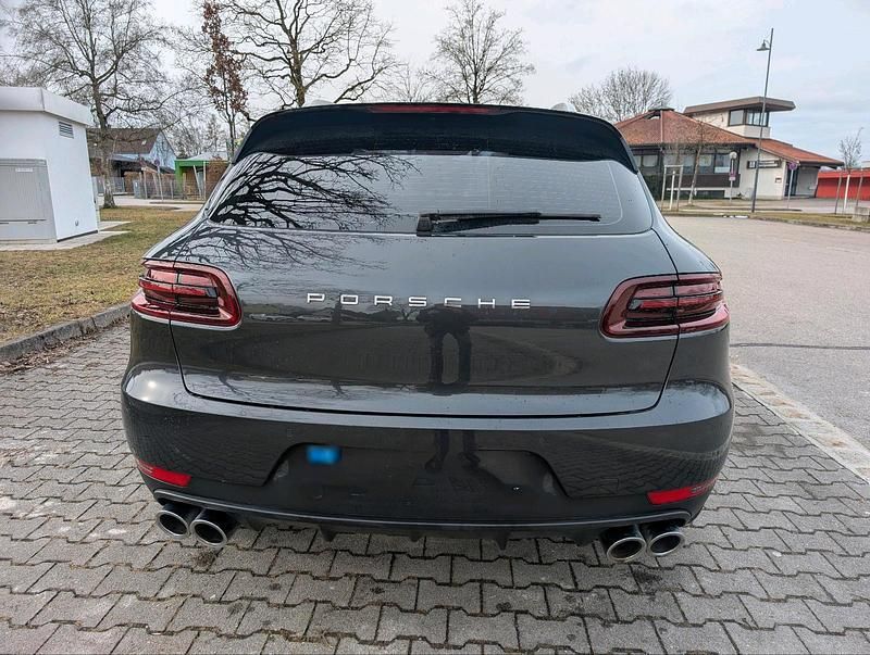 Gebraucht Porsche Macan 285 PS (209 kW) 2017 Schwarz SUV