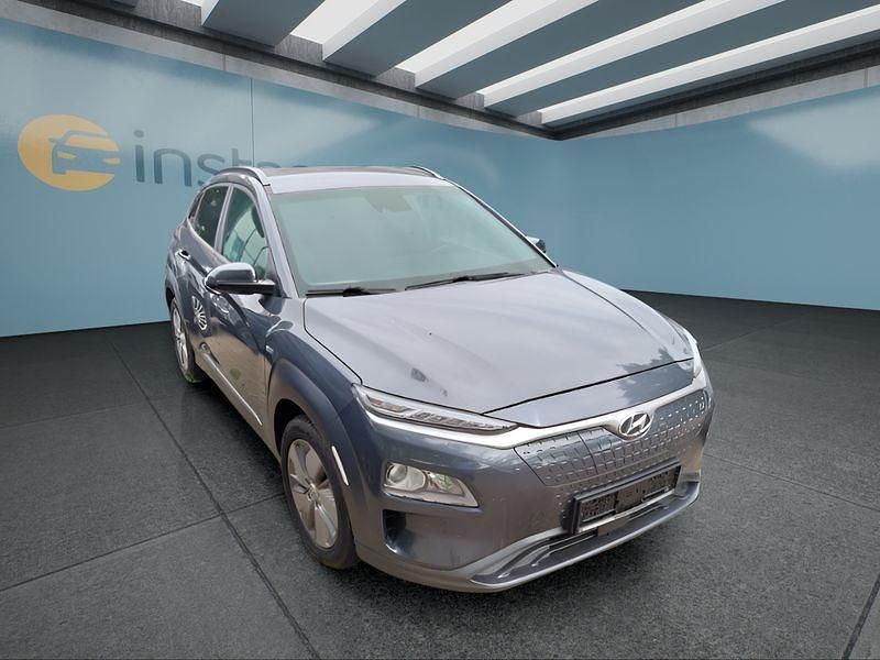 Schwarz Gebraucht 2020 Hyundai Kona SUV | 16.349 € (Fairer Preis) - Bild 1/4