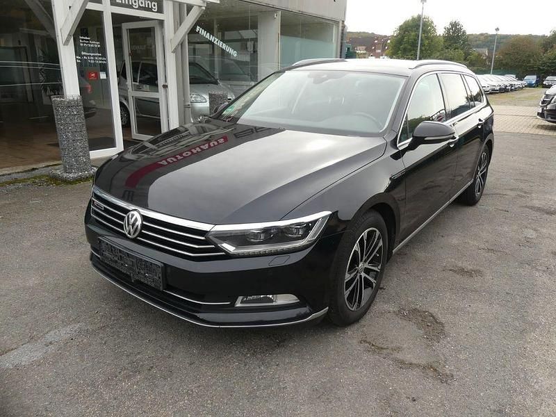 Gebraucht VW Passat Highline 239 PS (175 kW) 2017 Schwarz Kombi
