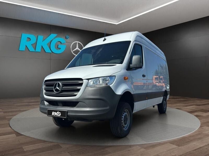 Weiß Gebraucht 2019 Mercedes Sprinter Van | 44.018 € - Bild 1/4