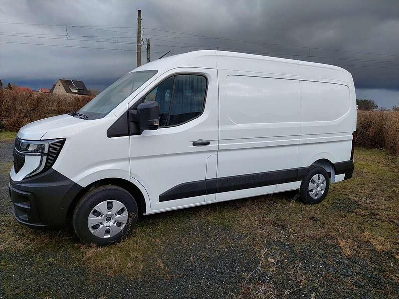 Neu Renault Master 131 PS (96 kW) 2025 Mineralweiß Van / Kleinbus