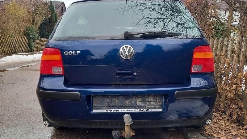 Gebraucht VW Golf IV Basis 75 PS (55 kW) 2001 Blau Kleinwagen