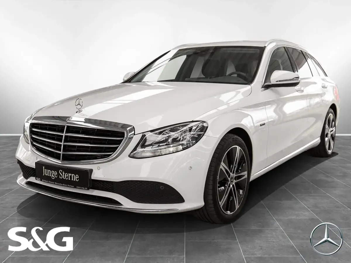 Gebraucht Mercedes C300e Exclusive 211 PS (155 kW) 2021 Kombi