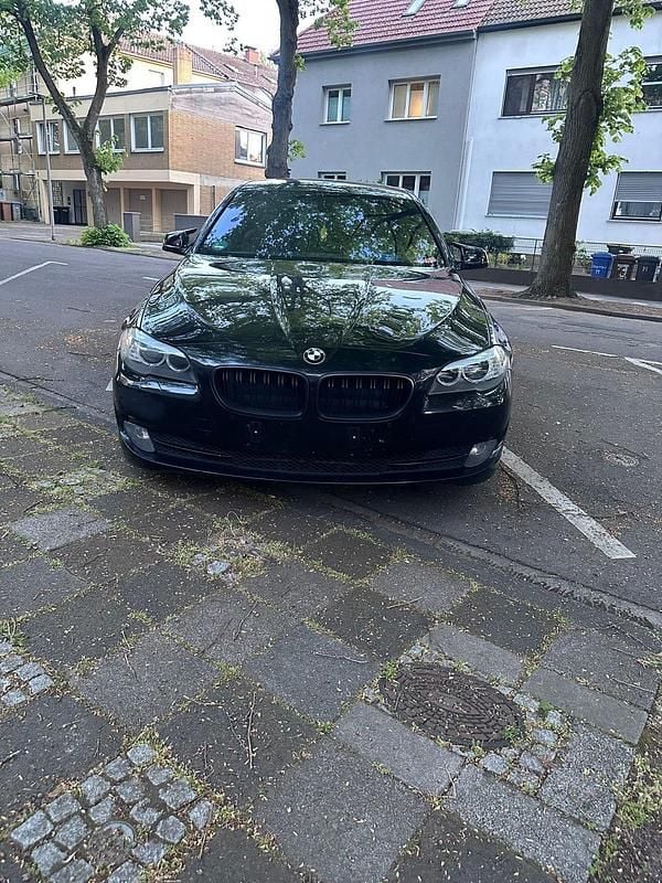 Usata BMW 520 184 CV (135 kW) 2012 Nero Station wagon