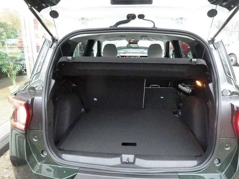 Neu Citroën e-C3 Aircross 83 kW (113 PS) 2025 Montana grün SUV