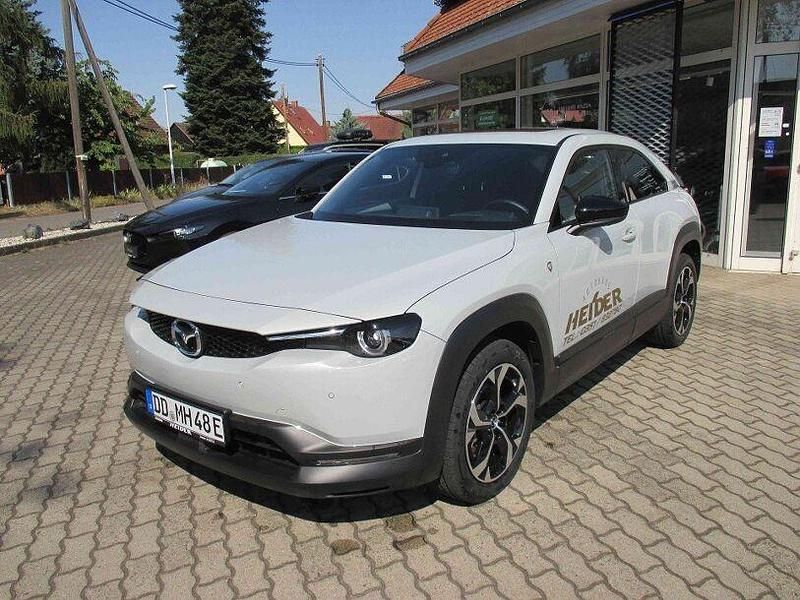Ceramic white Gebraucht 2023 Mazda MX30 Makoto SUV | 23.970 € (Superpreis) - Bild 1/4
