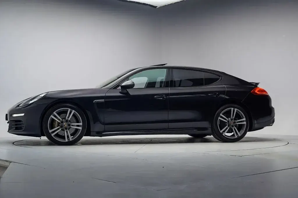 Gebraucht Porsche Panamera Sport 420 PS (308 kW) 2014 Schwarz Kleinwagen