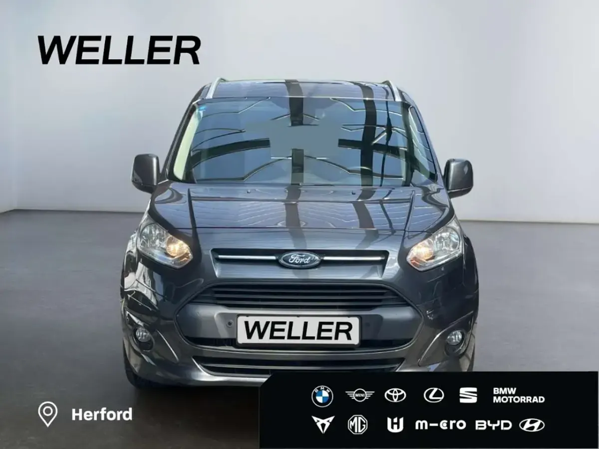 Gebraucht Ford Tourneo Connect Titanium 101 PS (74 kW) 2017 Grau Van / Kleinbus