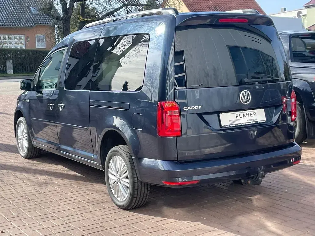 Gebraucht VW Caddy Maxi Beach 150 PS (110 kW) 2020 Blau Van / Kleinbus