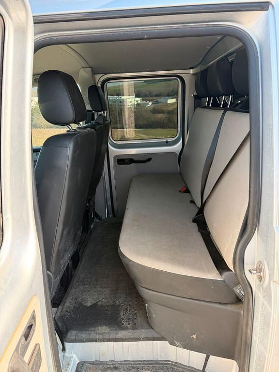 Gebraucht VW Transporter 150 PS (110 kW) 2016 Silber Van