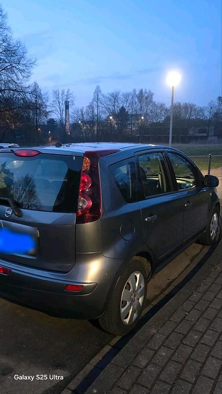 Gebraucht Nissan Note 110 PS (80 kW) 2011 Grau Kleinwagen