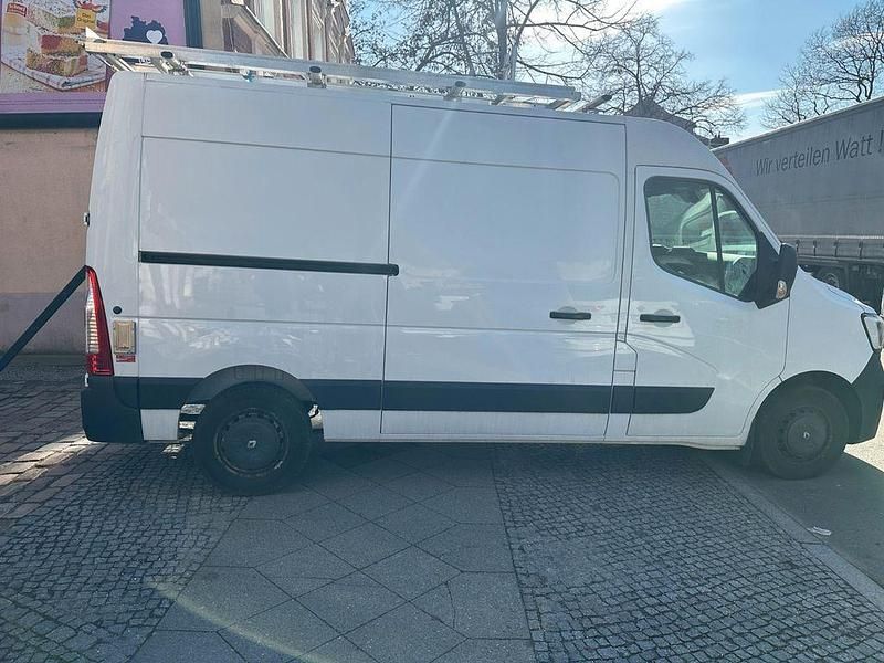 Gebraucht Renault Master 135 PS (99 kW) 2020 Weiß Van / Kleinbus