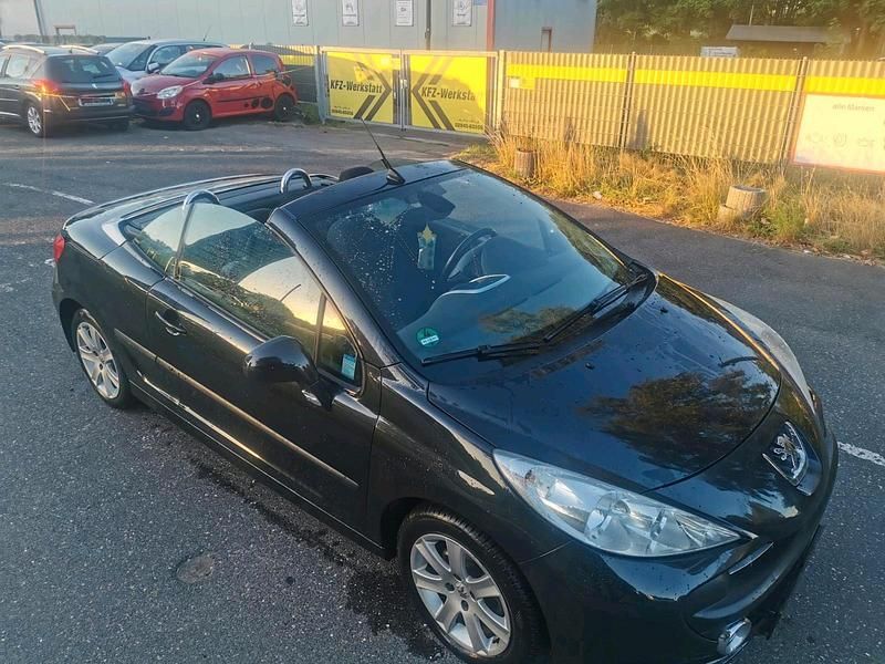 Schwarz Gebraucht 2008 Peugeot 207 CC Cabrio | 2.750 € (Guter Preis) - Bild 1/4