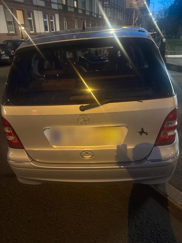 Gebraucht Mercedes A160 102 PS (75 kW) 2001 Silber Limousine