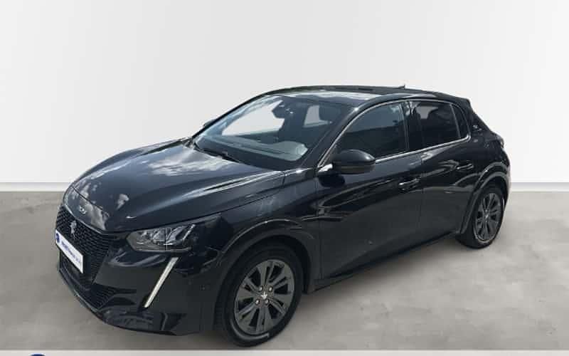 Lackierung schwarz perla nera/ Gebraucht 2021 Peugeot e-208 Allure Kleinwagen | 15.490 € (Fairer Preis) - Bild 1/4