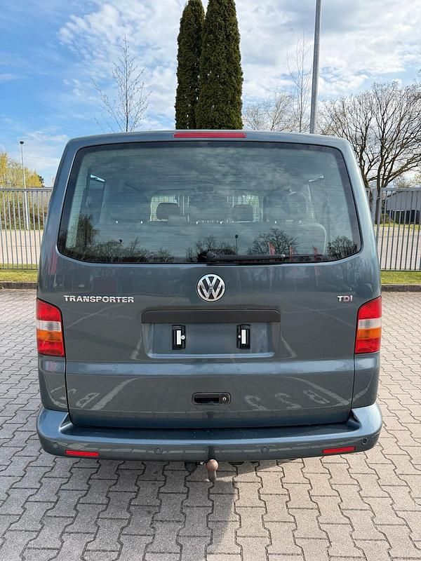 Usata VW Transporter 130 CV (95 kW) 2004 Grigio Furgone