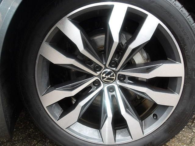 Gebraucht VW Touareg Style 286 PS (210 kW) 2023 Grau SUV