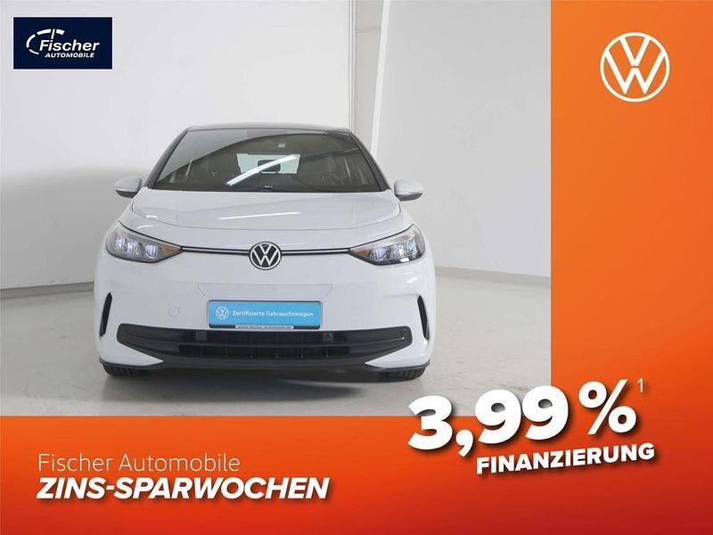 Weiss Gebraucht 2024 VW ID.3 Pro Kleinwagen | 31.440 € (Fairer Preis) - Bild 1/4