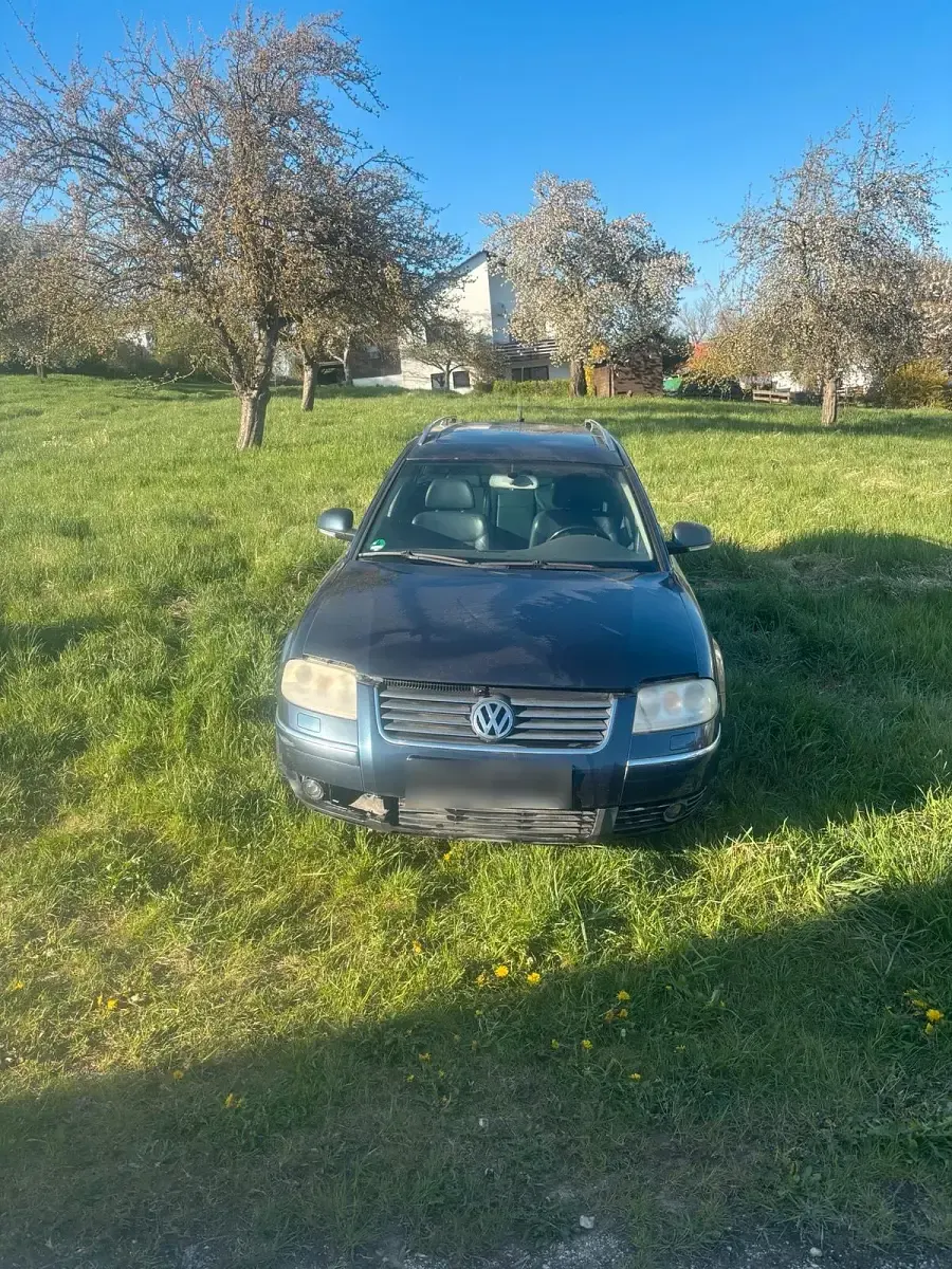 Second-hand VW Passat 180 CP (132 kW) 2004 Albastru Break