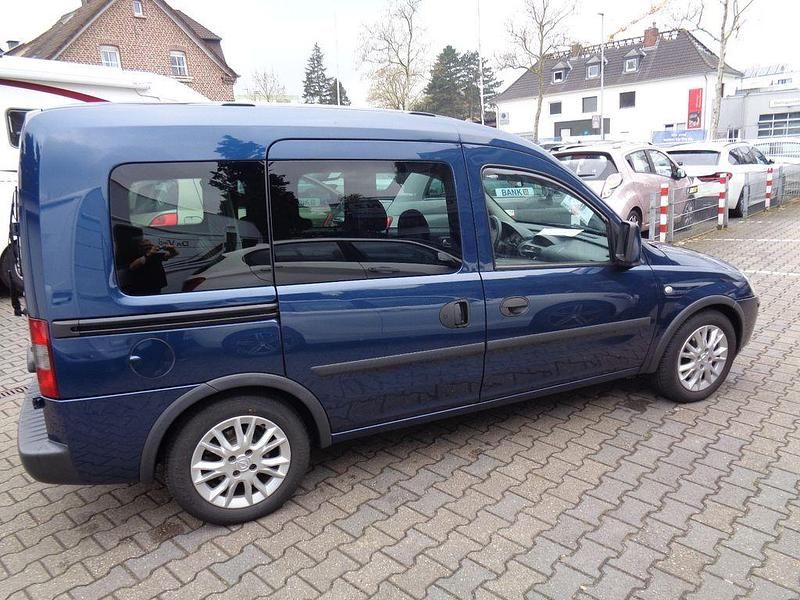 Gebraucht Opel Combo Edition 75 PS (55 kW) 2011 Schwarz Van / Kleinbus