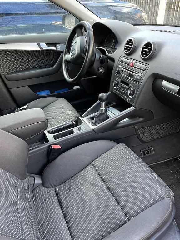 Gebraucht Audi A3 Performance 140 PS (102 kW) 2005 Schwarz Kleinwagen