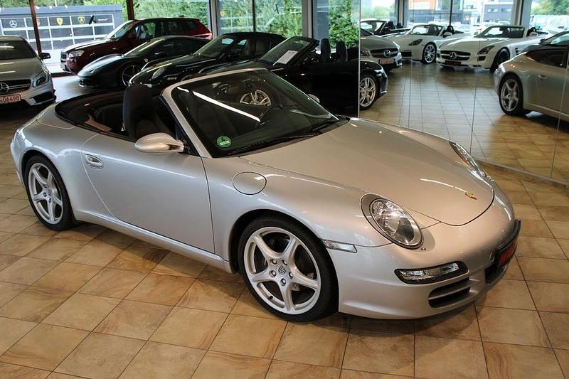 Silber Gebraucht 2005 Porsche 911 Carrera Cabriolet Cabrio | 50.800 € (Guter Preis) - Bild 1/4