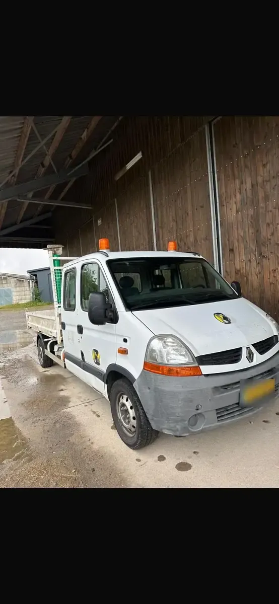 Gebraucht Renault Master 120 PS (88 kW) 2010 Weiß Limousine